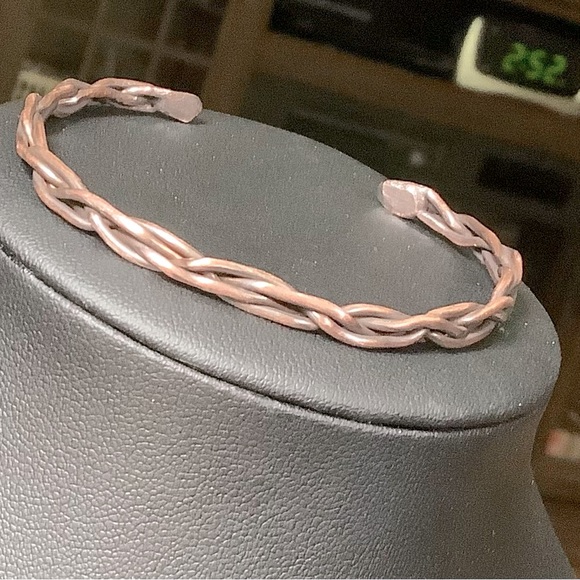 Copper Braided Wire Bracelet/Bangle Handmade in USA size 6 1/2 - Picture 5 of 7